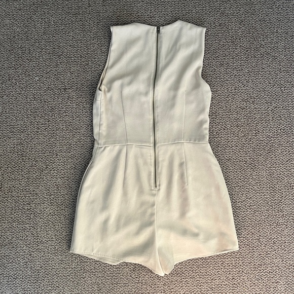 Abercrombie romper - Picture 2 of 4